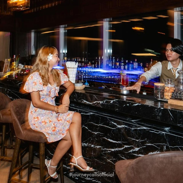 พิกัด Rooftop bar phuket รับ Valentines 🩷