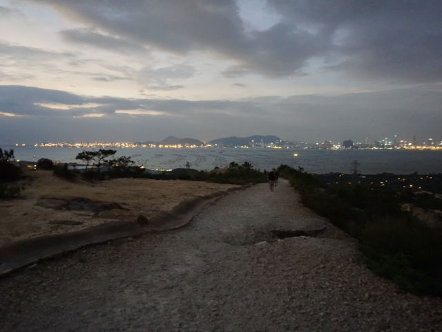 Hong Kong’s Hidden Grand Canyon: A Geological Marvel Beyond the Cityscape