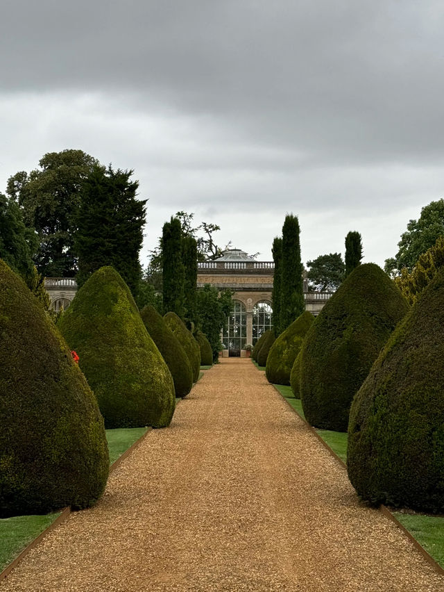 🏰 Castle Ashby Gardens: A Hidden English Gem