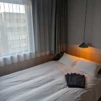 🇯🇵東京「鶯谷LANDABOUT」文青風設計旅店，白天夜晚各有特色！