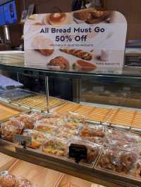 A Sweet & Savory Stop & A Slice of Korea in Singapore