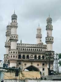 Mecca Masjid – Serenity Amidst the Chaos