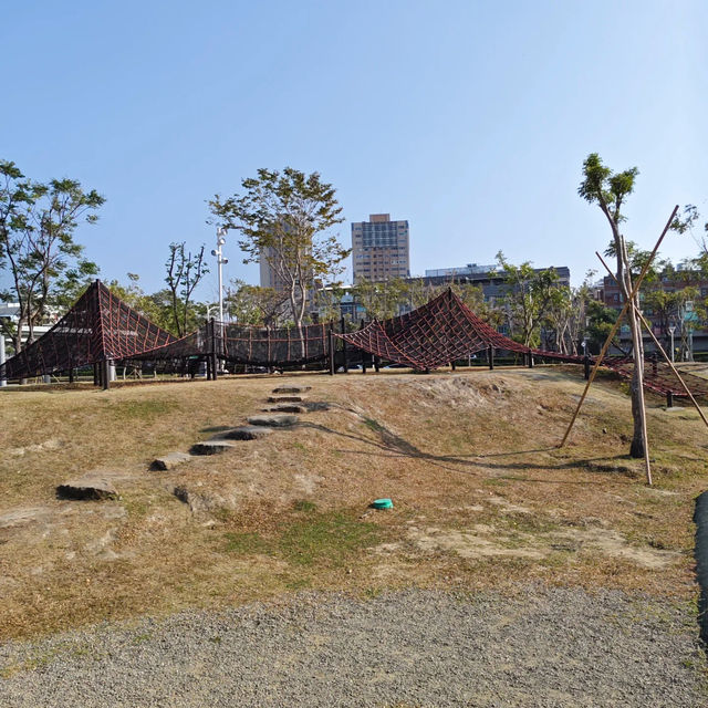 碧湖公園：在“城市綠洲裡尋找孩子的歡笑” 🌊🌳