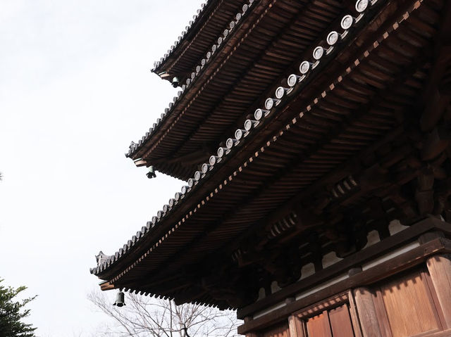 横浜観光飽きたらここ‼️ 【旧燈明寺三重塔】