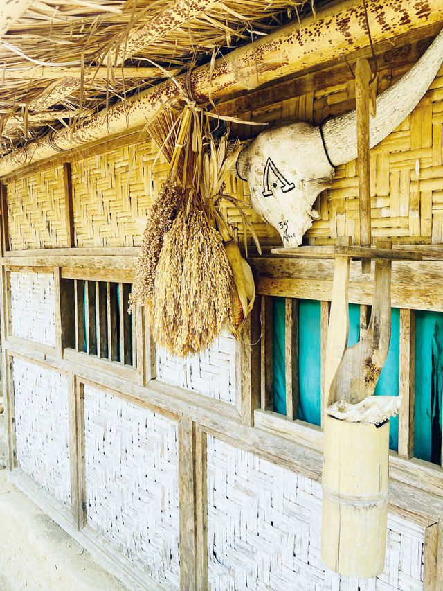 Explore the weaving skills by Sasak people in Lombok 🇮🇩