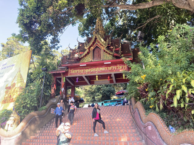ไหว้พระขอพรดอยสุเทพ พระธาตุประจำปีมะแม 