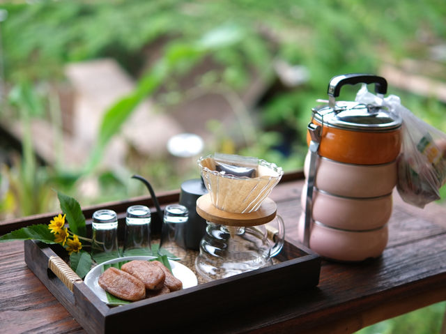 หนีความวุ่นวาย พักกายพักใจที่ ‘อิ่มสุข ณ บ่อเกลือ’