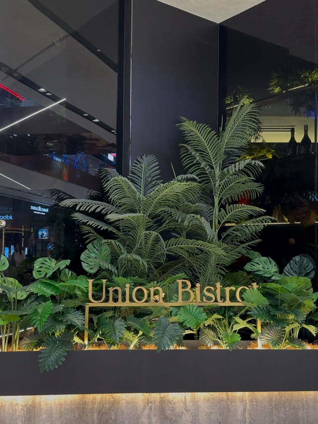 Exclusive Dining Experience in Union Bistrot, TRX