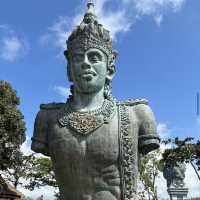 バリ島（インドネシア）– 癒しと冒険が共存する南国の楽園