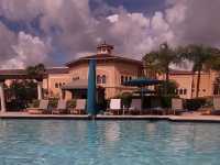  Rosen Shingle Creek Hotel：奧蘭多度假放鬆＋高爾夫體驗一次滿足！