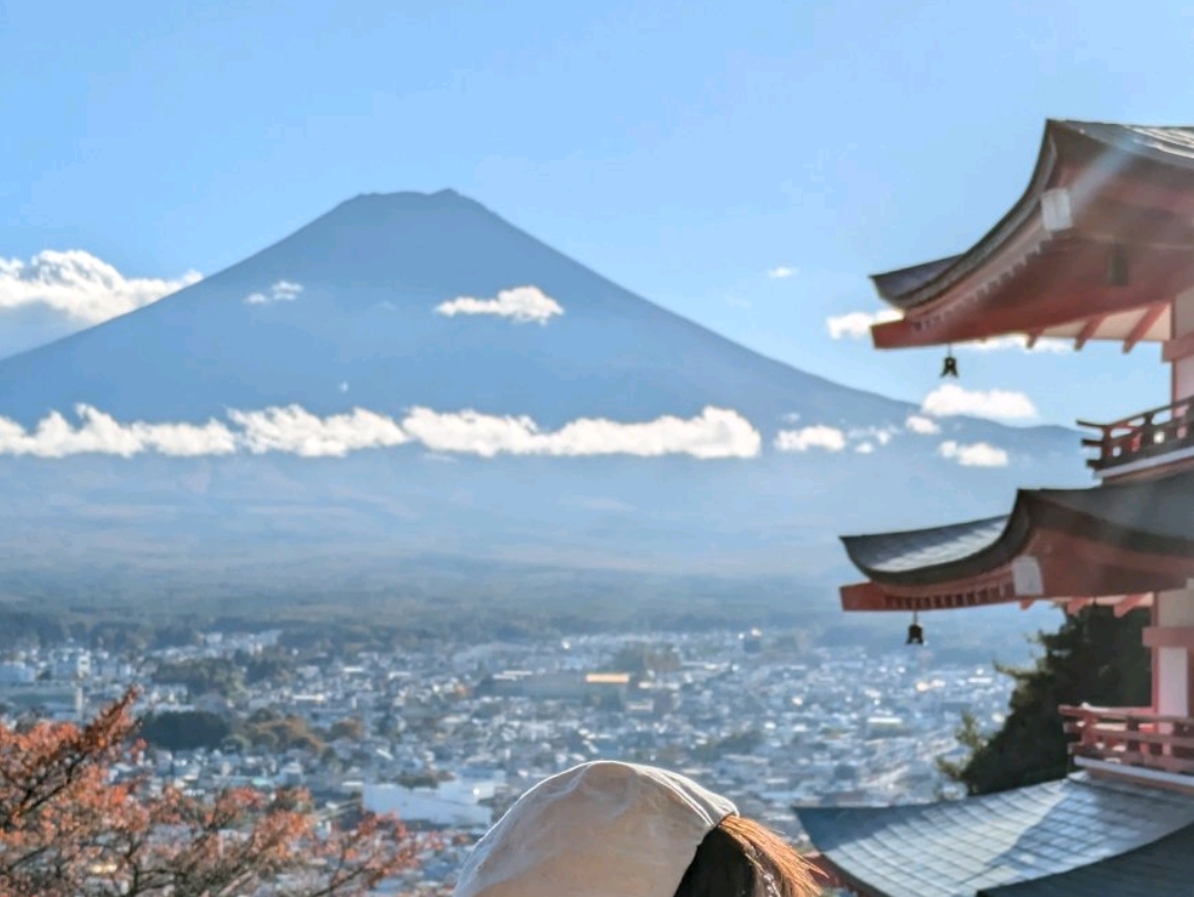 紅葉×五重塔×富士山の最強コラボ!新倉山浅間公園に行ってきた 紅葉×五重塔×富士山の最強コラボ!新倉山浅間公園に行ってきた