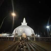 Ruwanwelisaya: The Timeless Glory of Anuradhapura