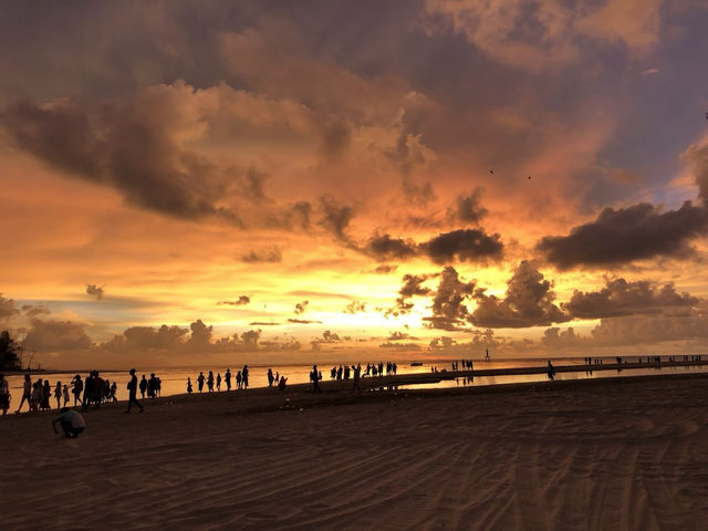 Dalit Beach: Tuaran’s Best-Kept Secret (Sandy Toes & Ocean Breeze!) 🌊🌴