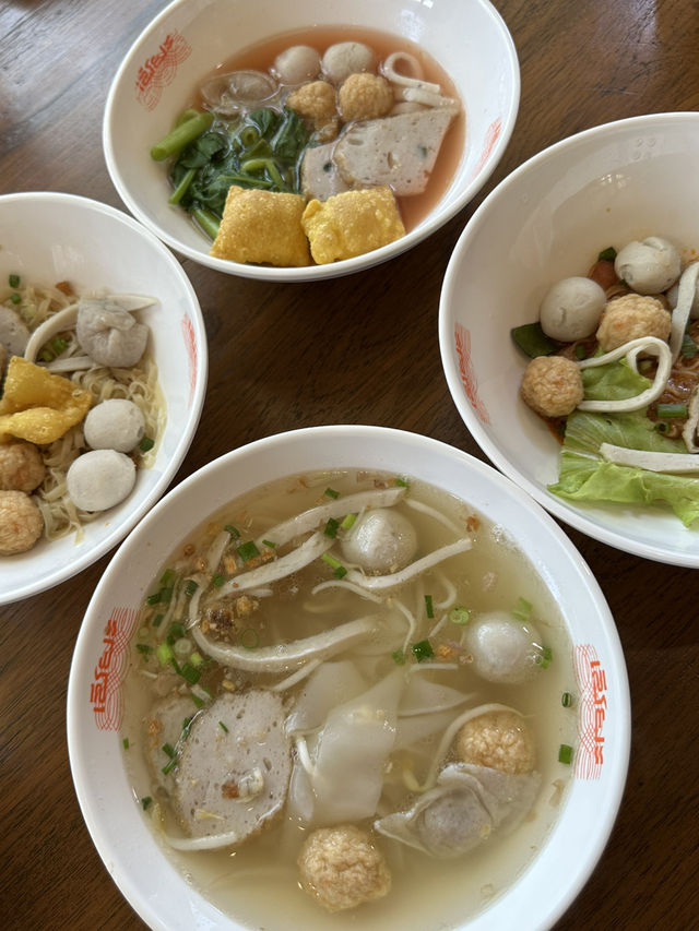 ก๋วยเตี๋ยวปลาเจ้าดังในเชียงใหม่🥢