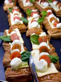 Delicious Pastries and Desserts at Forestoutings Incheon Branch