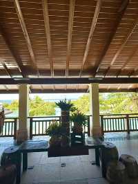 It's Perfect Blend of Luxury, Relaxation and Adventure. All Set Against Stunning Tropical Backdrop.