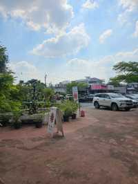 Flowers in the Window cafe | ลาดพร้าว