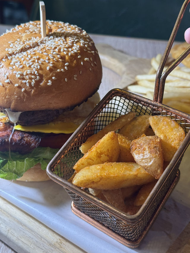 北角靚景西餐餐廳｜Harbourview Grill