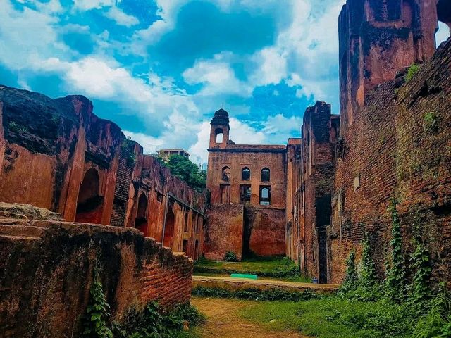 Stepping into Time at Lalbagh Fort, Dhaka – A Hidden Gem in the Heart of the City