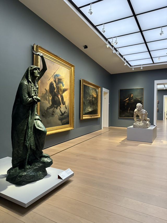 A Day of Art in Oslo – Museums, Murals & Munch Cookies