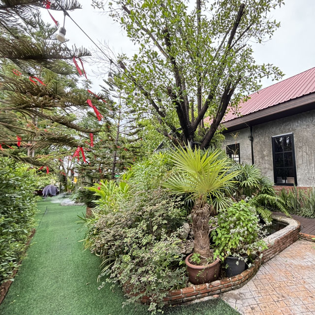Materna Cafe and Bistro
