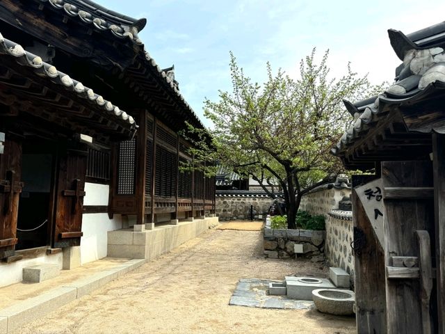 의외로 볼거리 많은 남산 한옥마을, 게다가 무료