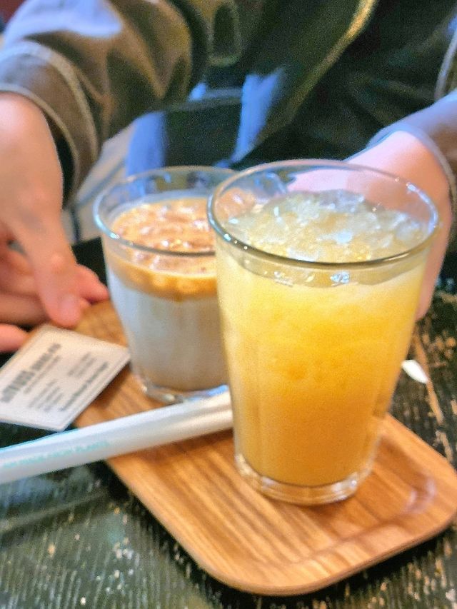  유럽에 온 듯한 기분, 스트럿커피☕️