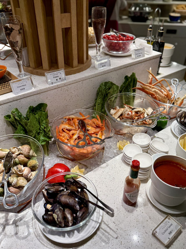 週末來個海王盛宴🦞🦐🦀 自助晚餐吧🍽