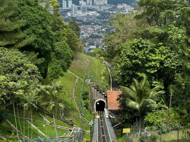🌿 Must-Visit in Penang | Perfect One-Day Tour of Penang Hill + Kek Lok Si Temple ⛰️🙏