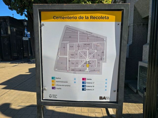해외여행 아르헨티나의 유명 공동묘지 Cementerio de la Recoleta