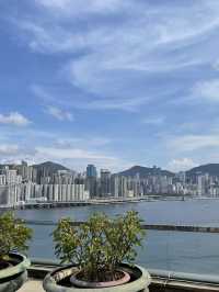 九龍海逸君綽酒店-海景泳池、客房和典雅大堂，令人印象深刻。