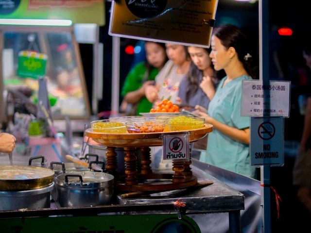  ของกินย่านประตูช้างเผือก