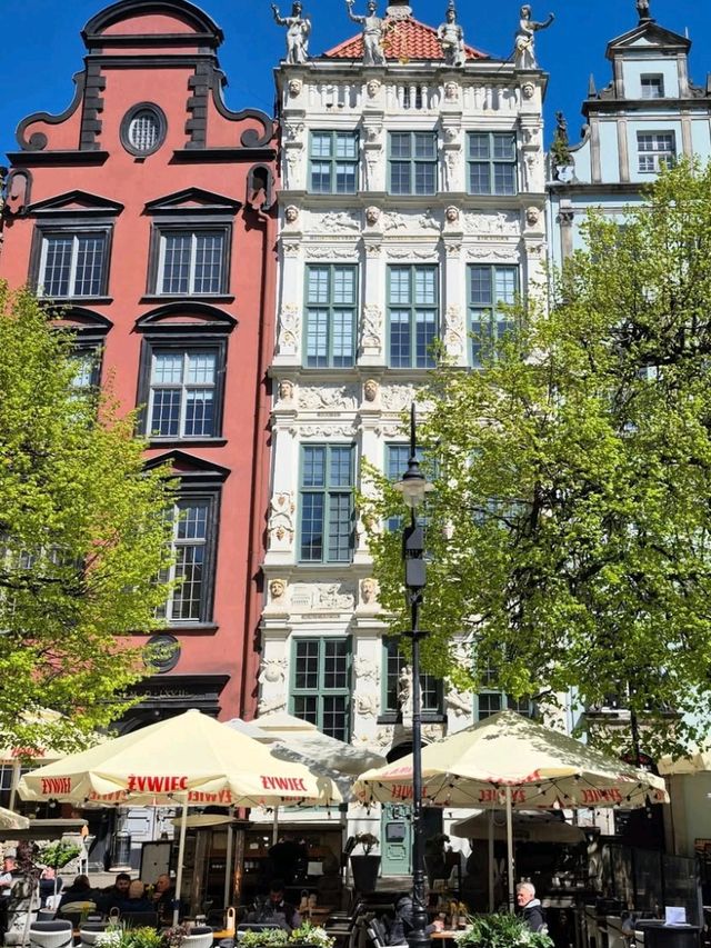 🌍✨ Europe :Gdańsk on a Budget – Poland’s Coastal Charmer! ✨🌍