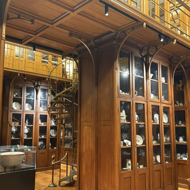 Hungary's National Museum: A Journey Through Time! 🇭🇺🕰️