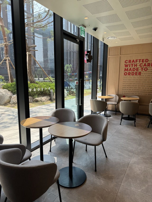韓国/ソウル【麻谷】新しいオープンしたONE GROVE内の日本未上陸のドーナツ屋さん