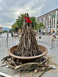 Arc de Kunming: strolling through Park 1903’s summer spectacle