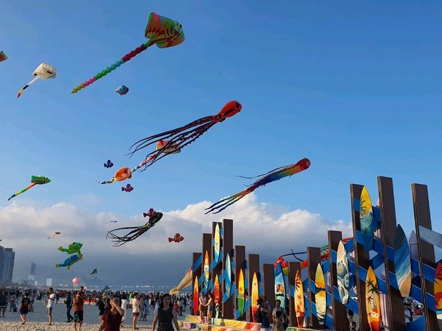 Da Nang fun in the sun