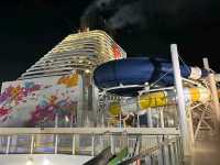 🚢💙 Genting Dream Cruise – Your Floating Wonderland Awaits! 🌟🌊