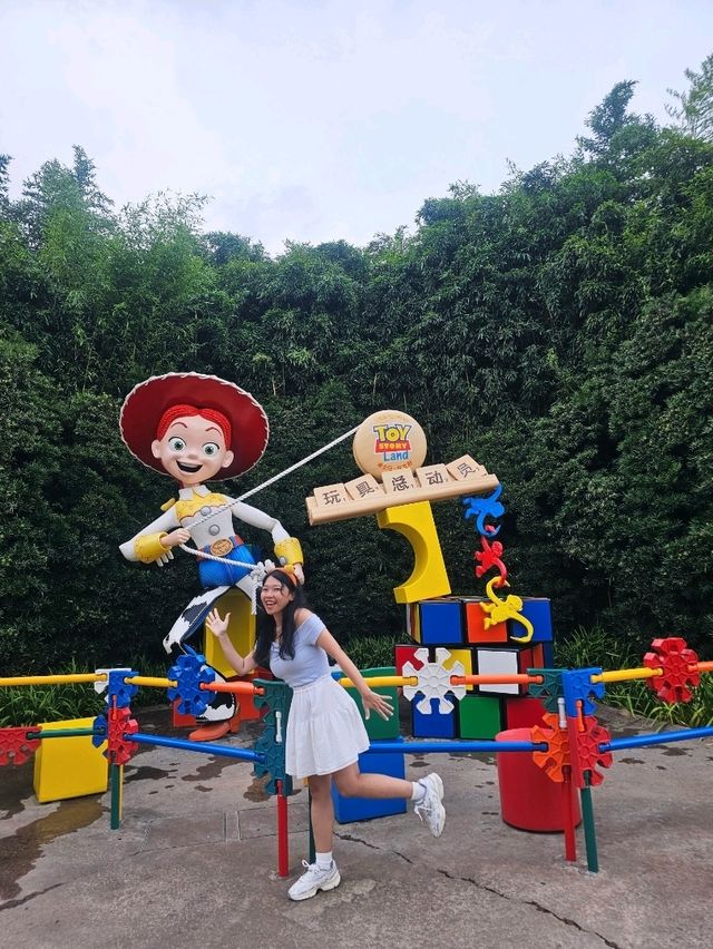My Magical Day at Shanghai Disneyland
