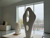 The Hepworth Wakefield: A Modernist Gem in Yorkshire 🇬🇧🖼️