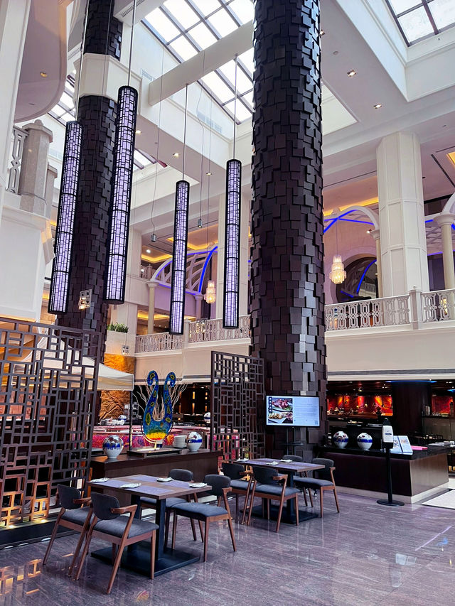  “Pavilion Lounge KL: Elegant Indulgence for the Perfect Afternoon Tea”