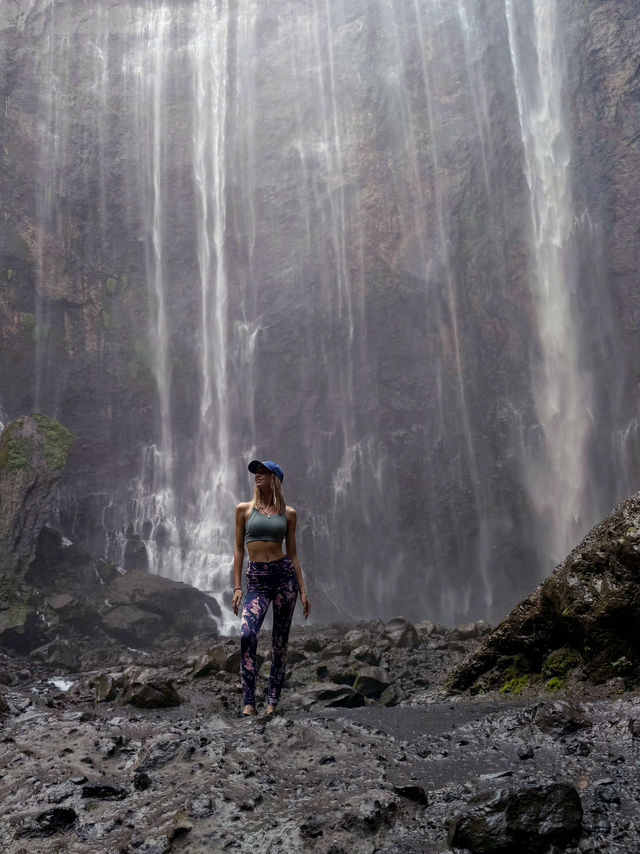 💥 Into the Wild: Tumpak Sewu — A Waterfall from Another World 🌊🌈