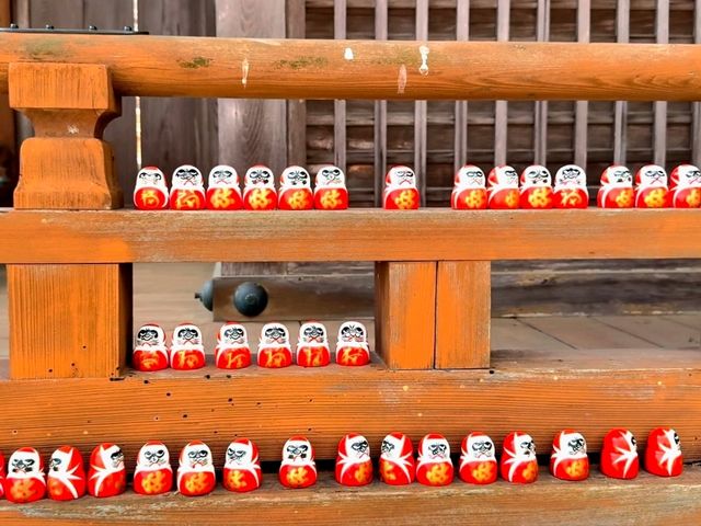 Wishes and Daruma: Katsuo-ji Temple, Osaka