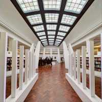 Bolton Art Gallery, Library & Museum