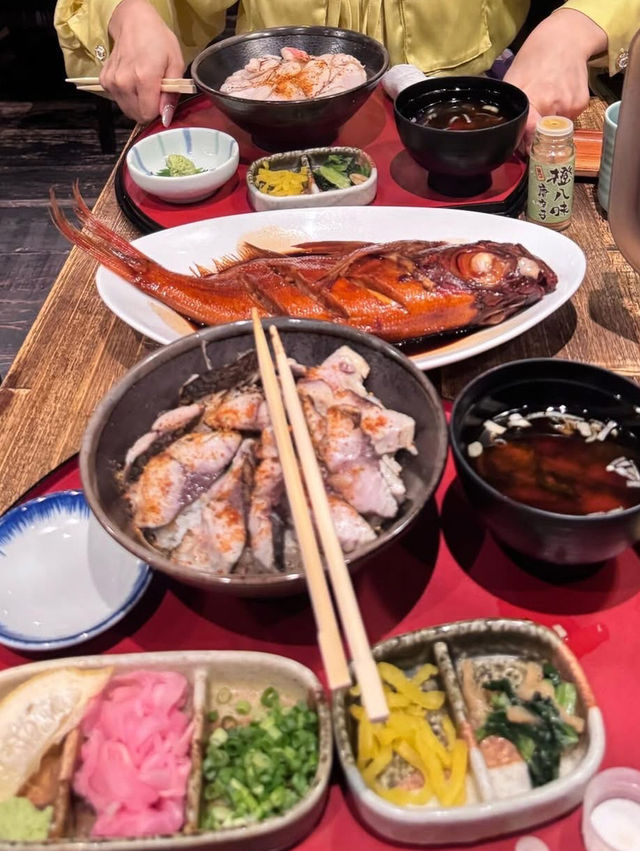JR 伊東站🇯🇵 必須去給我吃！太好吃了😎