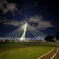 🌙 夜晚騎車散步　碧潭陽光橋輕旅行