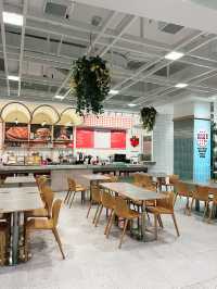 Lulu’s Deli – A Charming Pizza & Dessert Haven