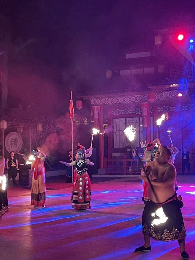 錦繡中華盛夏狂歡｜潑水派對+巡遊+火秀 玩到唔捨得走
