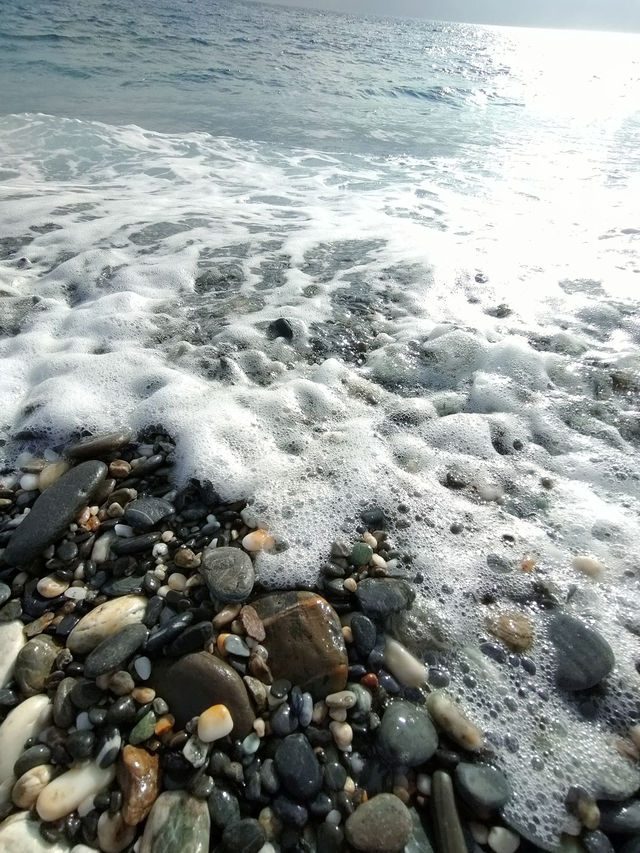 🌬️ Qixingtan Beach: Where Wind, Stone, and Sky Collide 🌬️ Qixingtan Beach: Where Wind, Stone, and Sky Collide