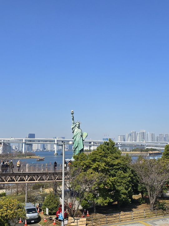 자유의 여신상을 도쿄에서 볼 수 있다고?!